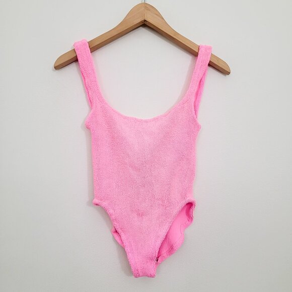 Hunza G Square Neck One Piece Swimsuit in Bubblegum Pink OS - Picture 2 of 8